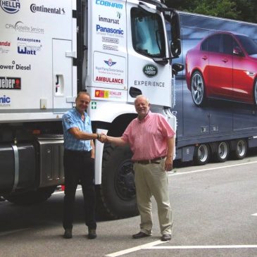 Land Rover Experience Tour und Definetz ist dabei